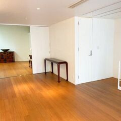 【⭐価格変更⭐】🏘️ 広島市西区横川町3丁目　売事務所付住宅　横川駅徒歩３分、３沿線以上利用可能な交通利便性のいい好立地 − 広島県
