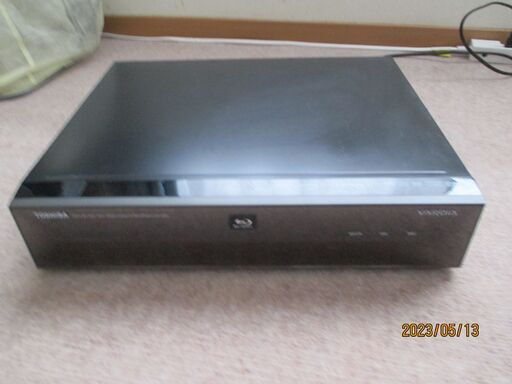 東芝VTR一体型ブルーレイディスクレコーダーD-BWー1005K