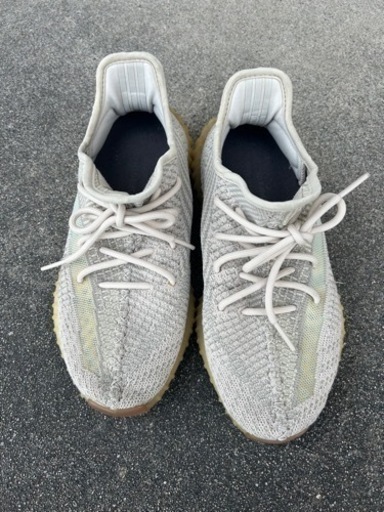 adidas イージーブースト