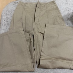 UNIQLO パンツ