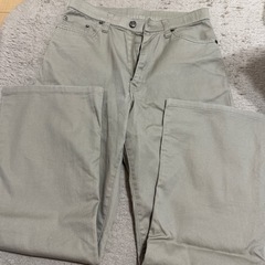 中古ベージュ パンツ