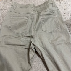 中古ベージュ パンツの画像