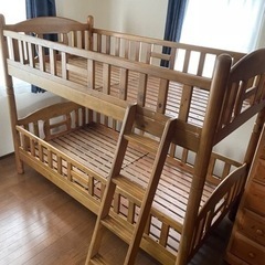 二段ベッドの画像