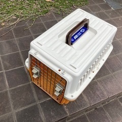 ペットキャリーケース