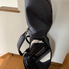 ゴルフセット（ドライバー、アイアン等×12,パター、キャディバック）の画像