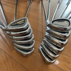 ゴルフセット（ドライバー、アイアン等×12,パター、キャディバック）の画像
