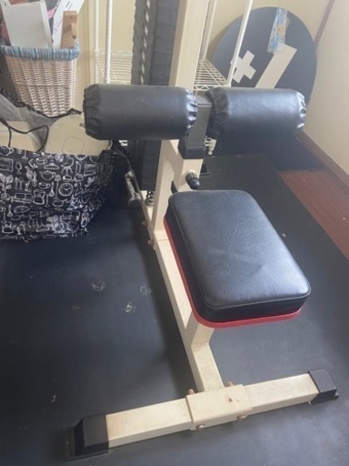 背筋鍛える器具