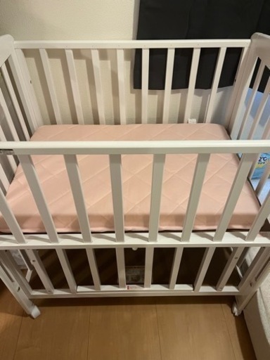 〚値下げしました〛ミニベビーベッド katojiマットレス付き＊ほぼ新品＊