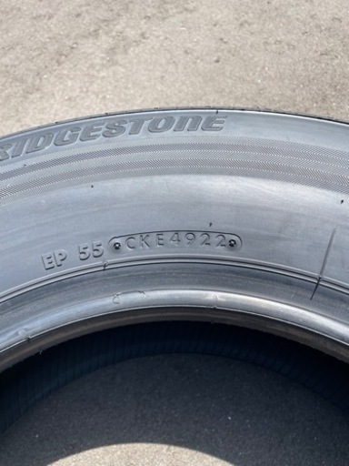新車外し　ハイエース　夏タイヤ　4本　195/80R15 107/105N LT