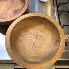 木製（スギ）ボール２個の画像