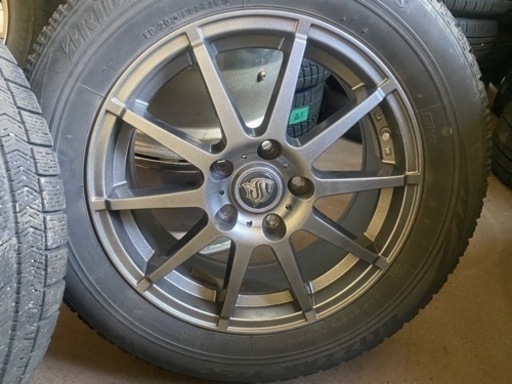 社外16インチ　冬タイヤ