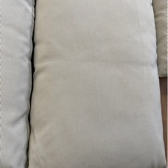 IKEA HALLO ホッロー クッションの画像