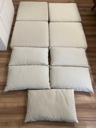 IKEA HALLO ホッロー クッション