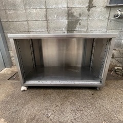 収納棚　整理　置き　作業台