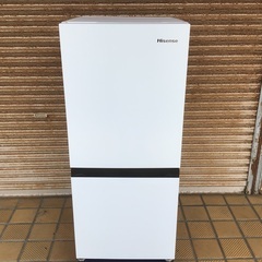 Hisense ノンフロン冷蔵庫　HR-D13E2W  2022年製　試運転のみ　極上品　特価　