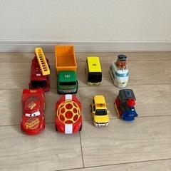 車のおもちゃ
