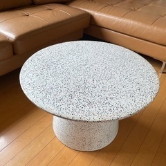 円テーブル　moda en casa (モーダエンカーサ