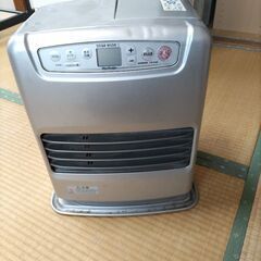 13年製ファンヒーター