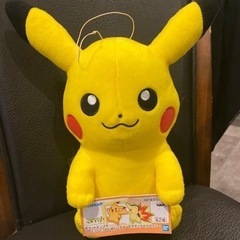ポケットモンスター　ピカチュウ　ぬいぐるみ
