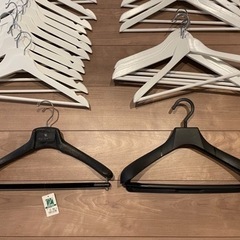 【IKEA】ホワイトハンガー大量セットの画像