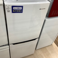 Hisense 2ドア冷蔵庫。