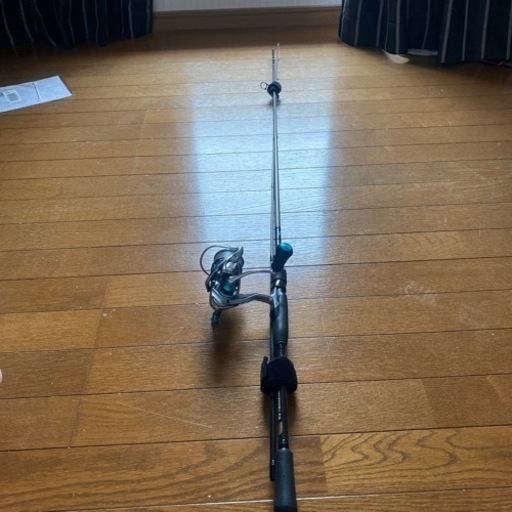 エメラルダスエギングロッドリールセット