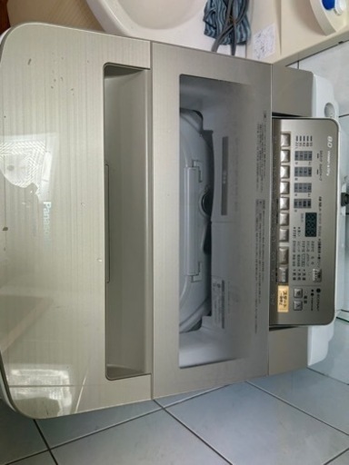 交渉中　値下げ！早いもの勝ち！本日中であればお届け可能かも！パナソニック洗濯機　8kg 乾燥付き　NA-FW80S3