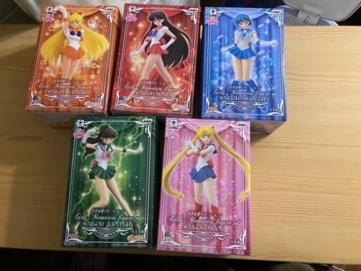 セーラームーン　フィギュア