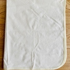 おねしょシーツ　サイズ90×75