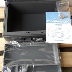 取引中☆未使用ナカバヤシ　手提げ金庫☆の画像