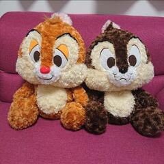 Disney　チップとデール　特大ぬいぐるみ