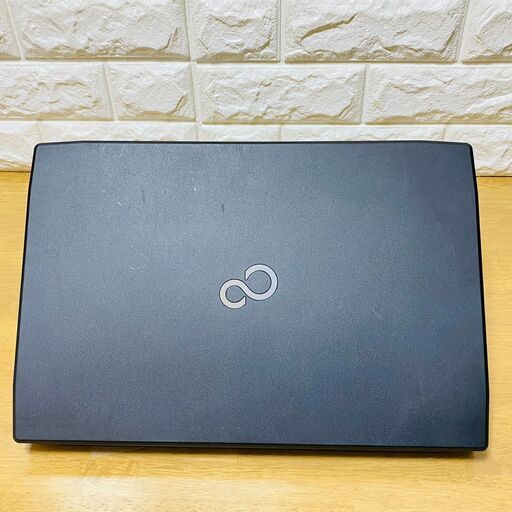 P1【商談中】　Fujitsu　Windows11　AMD E1 メモリ4GB　HDD500GB 15.6インチ　DVDドライブ　webカメラ搭載 初期設定済ですぐに使える♪ P1【商談中】 Fujitsu Windows11 AMD E1 メモリ4GB HDD500GB 15.6