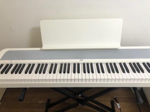 KORG  B2-WH(ホワイト)コルグ 電子ピアノ X型スタンドセット【お手入れクロス、汎用ヘッドホン付き】