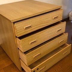 押入れタンス 4段の画像