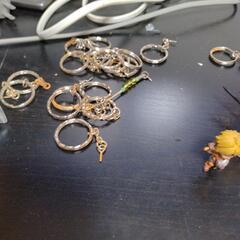 キーホルダー系の人形たちの画像