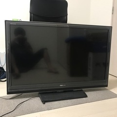 液晶テレビ（東芝　REGZA 46インチ）