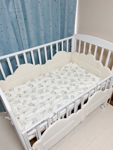 カトージ　ベビーベッド　と　PUPPAPUPO ベッドバンパー