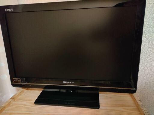 AQUOS 22型液晶テレビ(ケーブル、B-CASカード付)