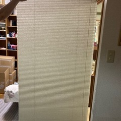 ニトリ　ハニカムブラインド　薄グリーン　90×180cm