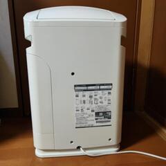 ダイキン　加湿ストリーマ空気清浄機　MCK70P-Wの画像