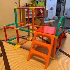 赤ちゃん用ジャングルジム