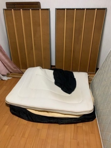 シモンズダブルベット、マットレスセット