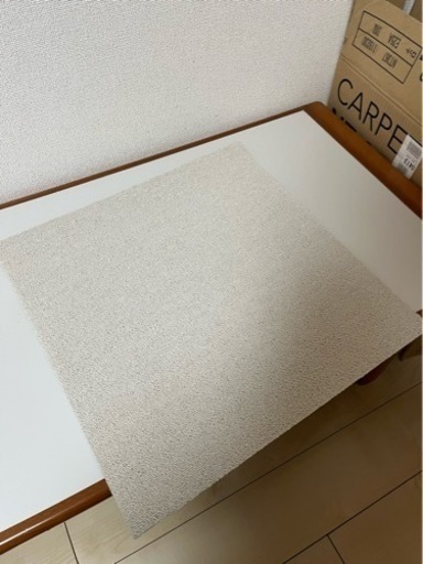 タイルカーペット  50×50 13枚　未使用