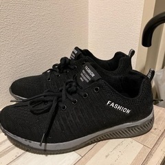 メンズ　ランニングシューズの画像