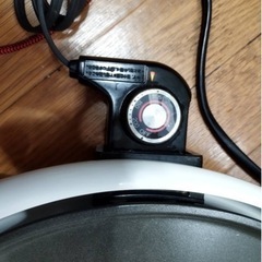 古い型ですが、ZOJIRUSHIホットプレートの画像