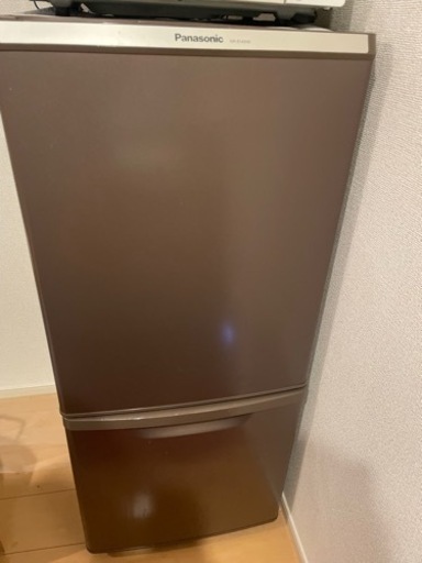 冷蔵庫 一人暮らし Panasonic 茶色