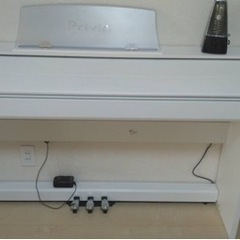 電子ピアノの画像