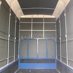 トヨエースロング1.2tに付けていた幌と枠組みの画像