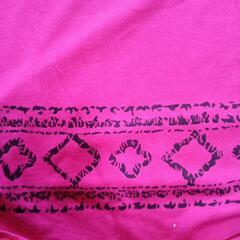 大きな🦋柄のＴシャツの画像