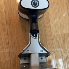 掛けたまま使用するアイロンの画像